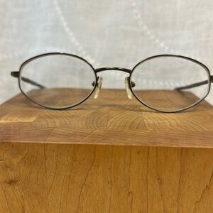 Gucci frames classic elegant